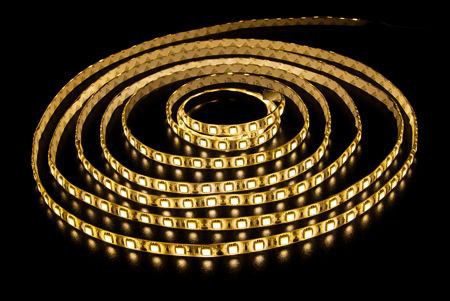 Лента  светодиодная SMD 3528 12V 4.8 Вт/м. (60 LED/1м Epoxy) теплая белая IP65